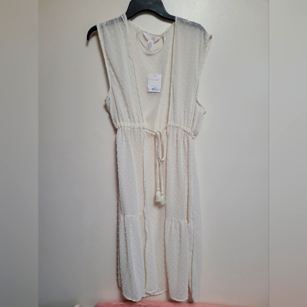 Lauren Conrad cream cover